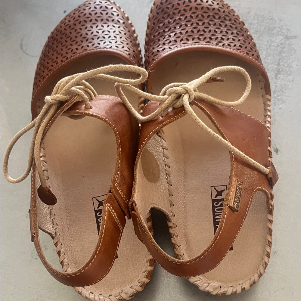 Sunsteps Brown Leather Cutout Flats